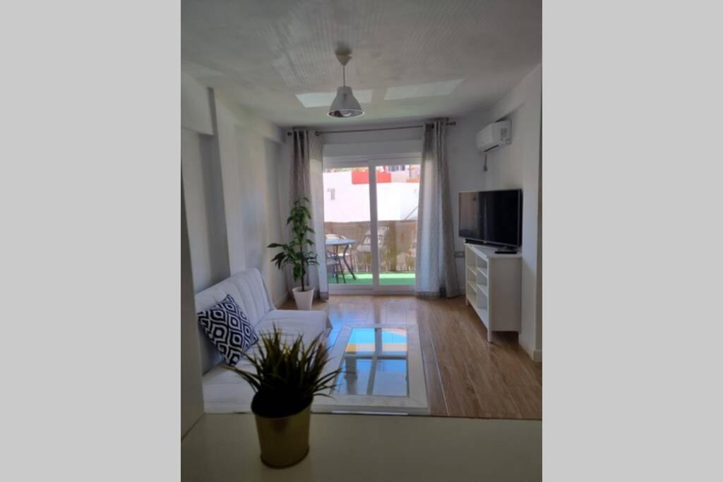 Apartamento A Un Paseo De La Playa Daire Fuengirola Dış mekan fotoğraf